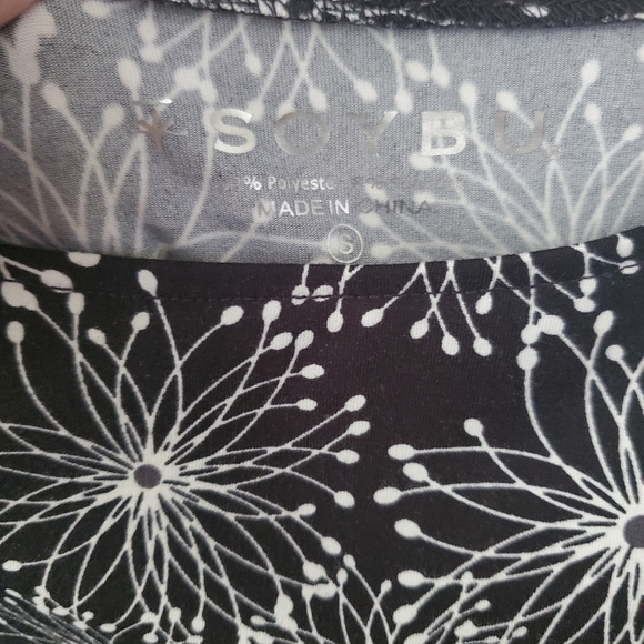 Soybu  guarter length sleeve black dress - Picture 5 of 7